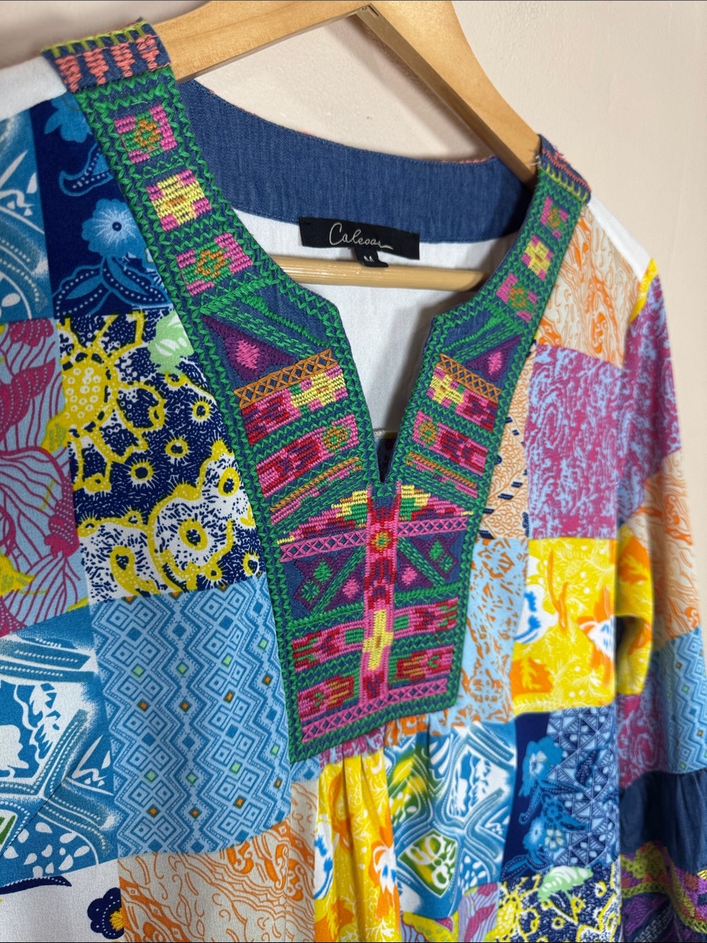 Calessa Embroidered Patchwork Top Multicolor M Ruffle Colorful Bolo - Picture 2 of 9